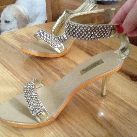 dollhouse Shoes - Sparkly heels see description 🎉🎉