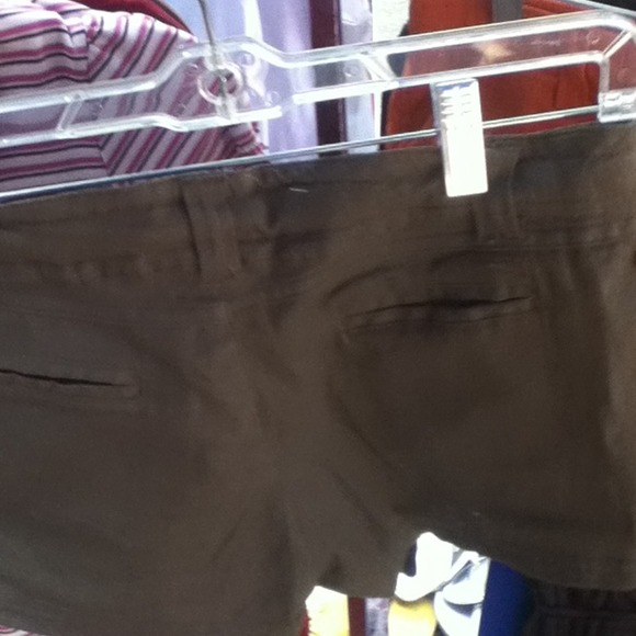 Shorts - Picture 4 of 4