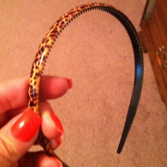 Leopard print headband