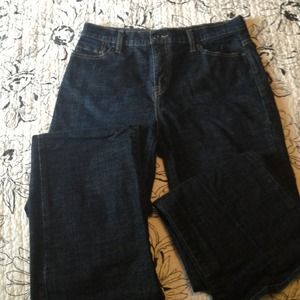 Levi's perfectly slimming jeans size 12 M