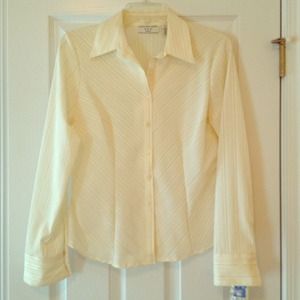 💕Brand New!!!!💕Cream/Gold striped dress blouse.