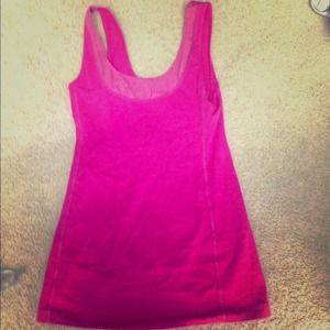 Lululemon tank size 6