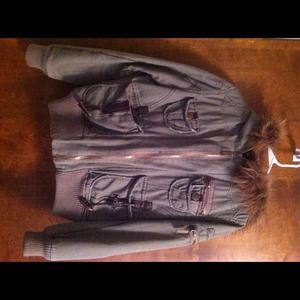 Olive fur hood jacket