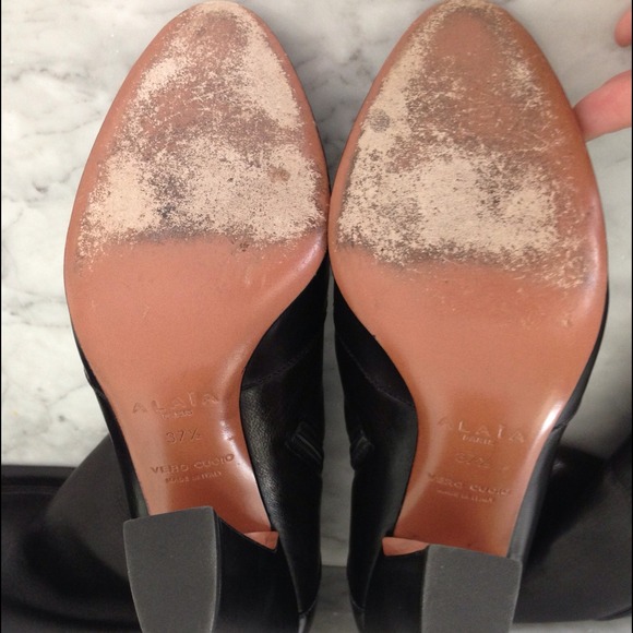 🌺HOST PICK🌺 Alaia Tall Black Boots!  Size 7/7.5 - Picture 4 of 4