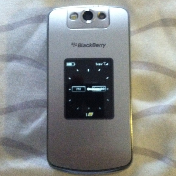Verizon blackberry pearl flip 8230 smartphone. - Picture 3 of 3