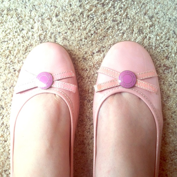 NWT COACH Collins crinkle Patent leather flats