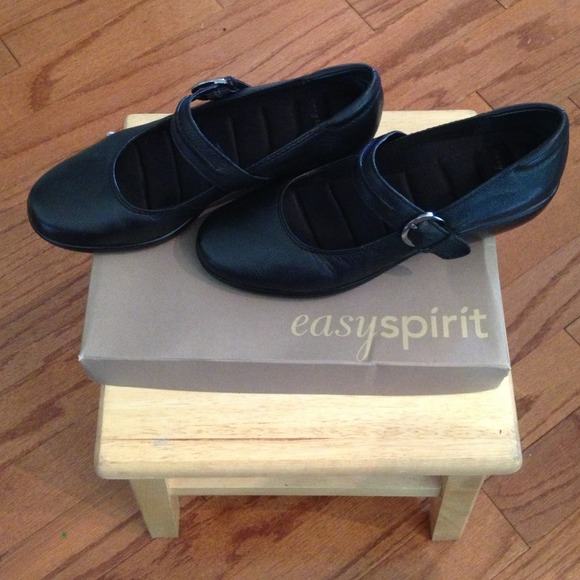 Black Mary Jane style shoes (7.5) by Easyspirit