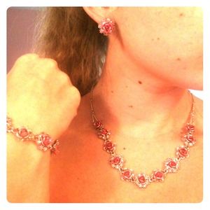 3 piece set rose jewelry