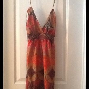 Really pretty brown,orange, pink dress!