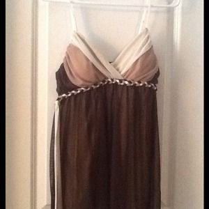 Super cute brown, tan, white ribbon top!