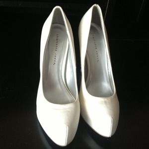 Size 7 Charlotte Russe White Pumps