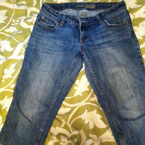 AE capris
