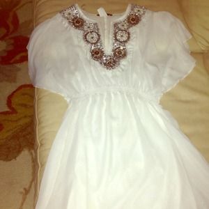 Sold! White butterfly sleeve dress size 7