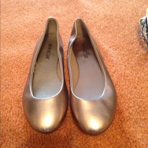 Silver flats