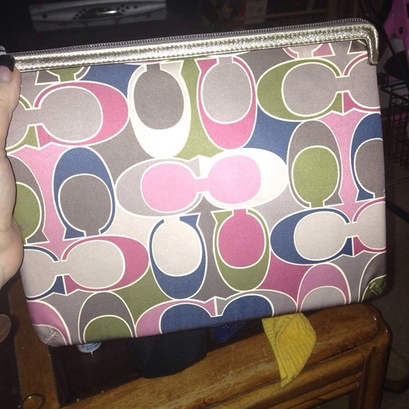 Real coach ipad case never used