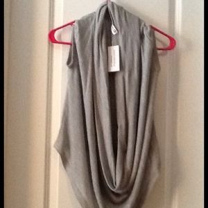 Cute open flow top. Brand new with tags!