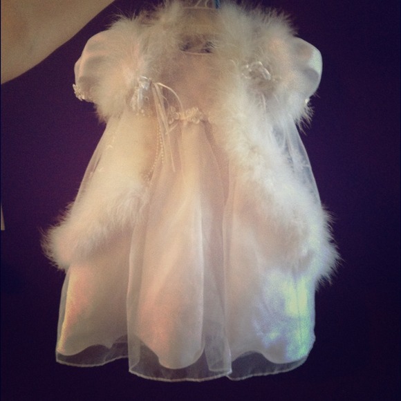 ❌SOLD❌Beautiful white Angelic dress 18 mos