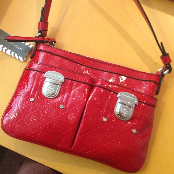 💥Bundled! Fab Patent Leather Crossbody Bag - Picture 2 of 4