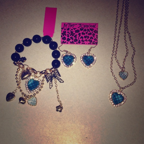 Gorgeous blue betsey johnson set
