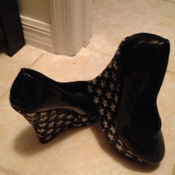 Black and silver wedge heels - Picture 1 of 1