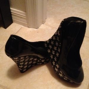 Black and silver wedge heels