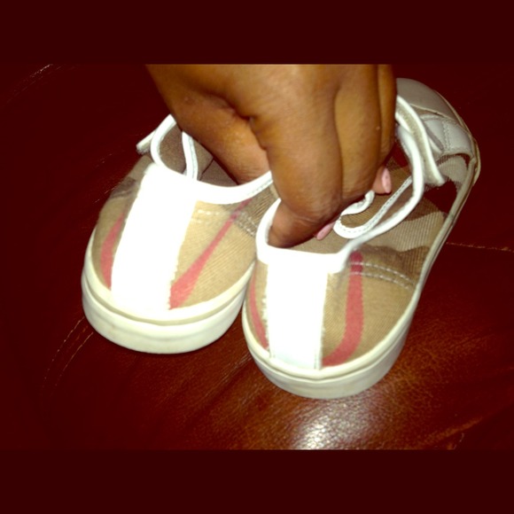Kids burberry sneakers