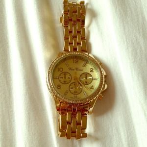 Gold Vice Versa watch