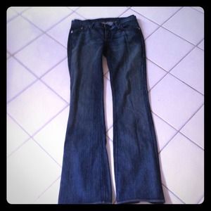 ROCK & REPUBLIC JEANS