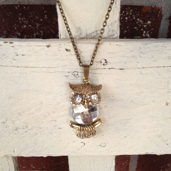 Owl Necklace, Sparkle Flats & Green Dress