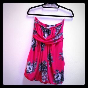 Strapless flower dress.