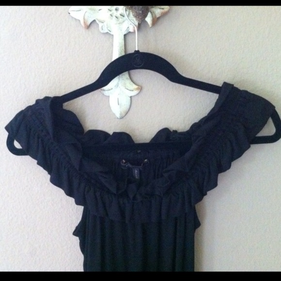 BCBG maxazria ruffle top - Picture 3 of 4