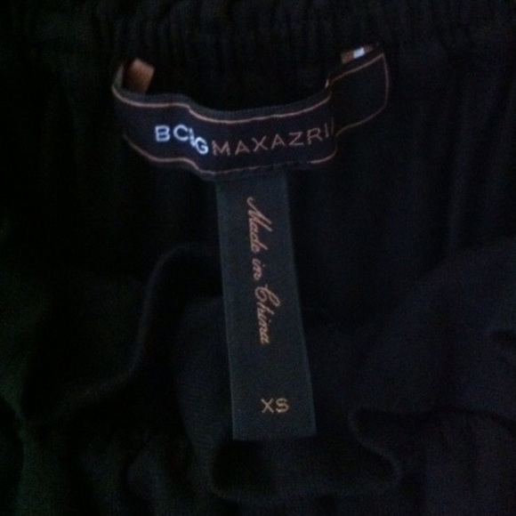 BCBG maxazria ruffle top - Picture 4 of 4