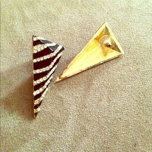 Black and gold studded earrings (post)