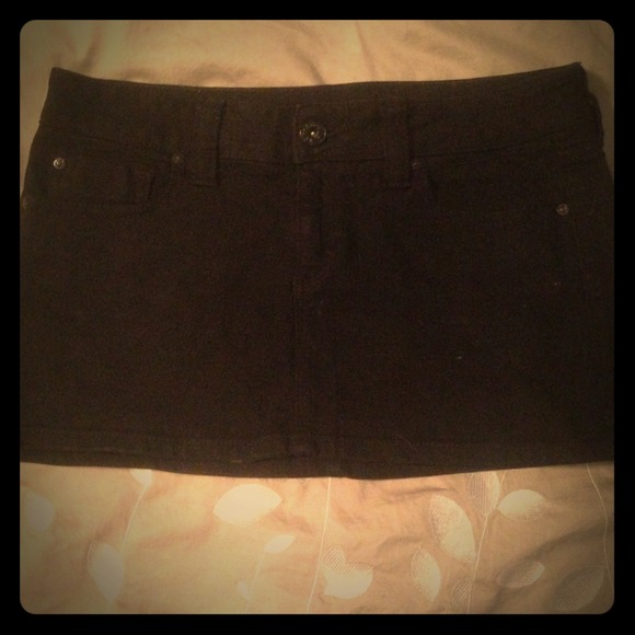 Black Denim Mini Skirt - size 5