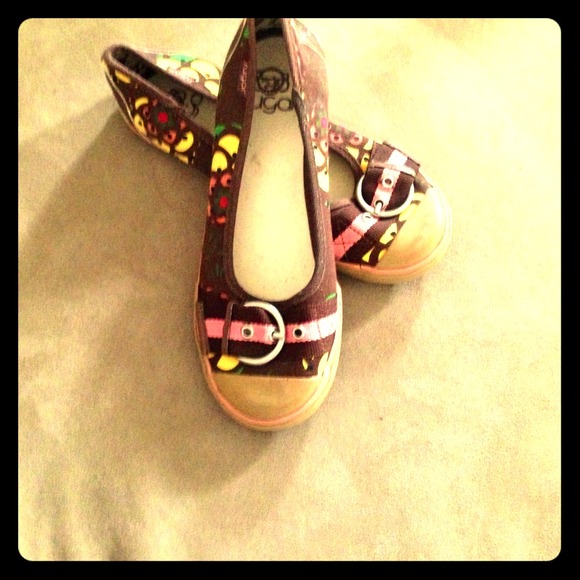 Brown floral print flats with buckle - Picture 1 of 1