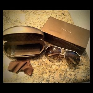 Gucci aviators!