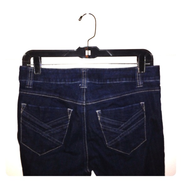 Super cute skinny jeans!