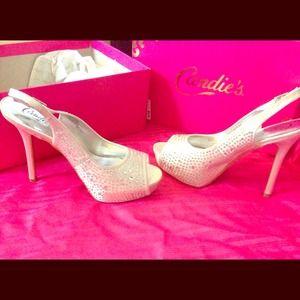 Gorgeous Candies Catiara Silver Shoes!