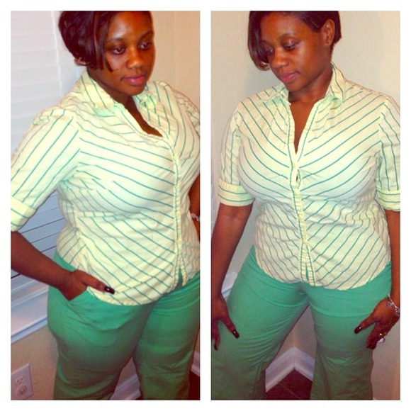💛Canary yellow stripe top 💚 - Picture 1 of 2