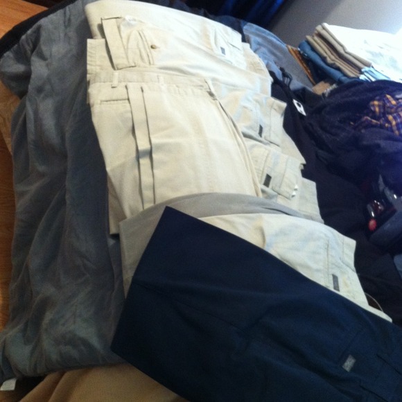 20 Pair of Men's Lee Khakis! 34/34