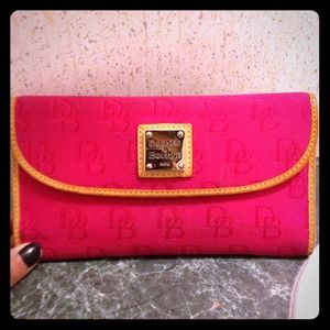 Cute Dooney&bourke wallet, RESERVED!!