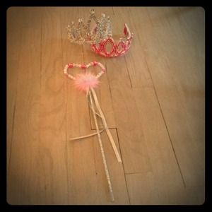 3 Tiaras, princess wand,body jewels& temp Tattoos!