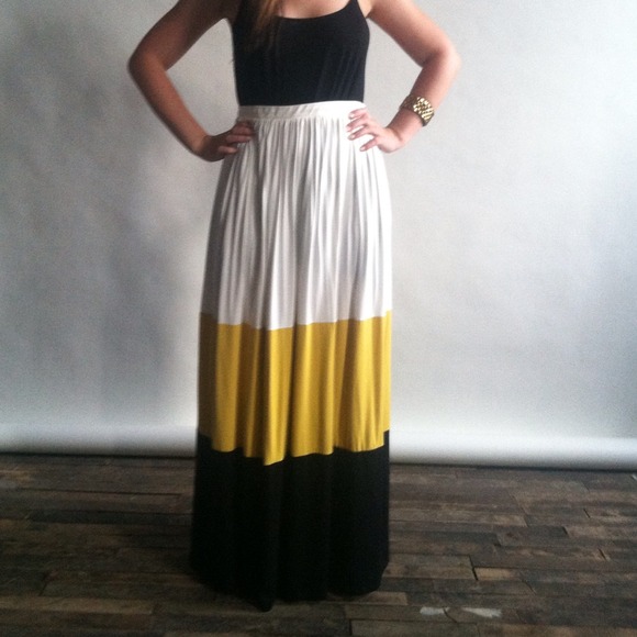 ASOS Dresses & Skirts - Asos maxi skirt