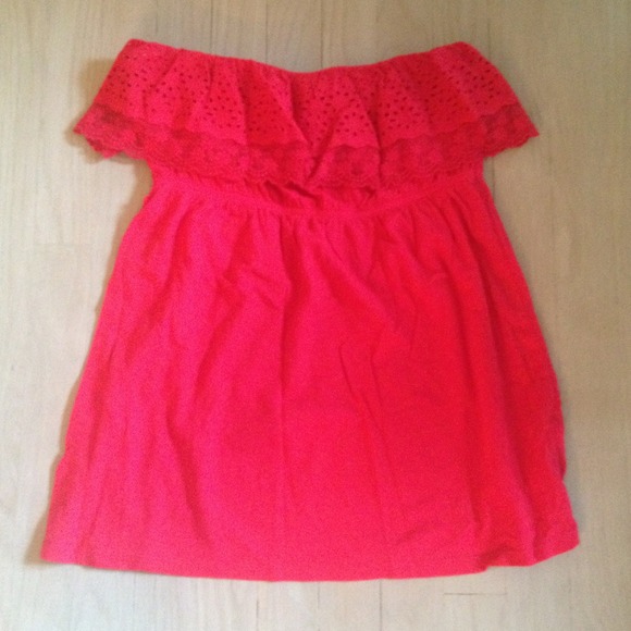 Adorable Red Strapless Top