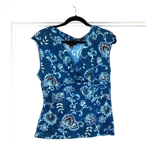 Short sleeve top