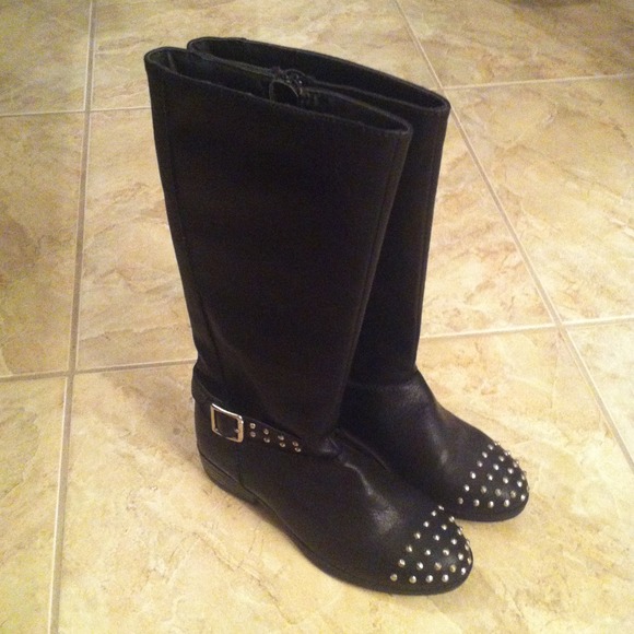 🔶 Black leather boots