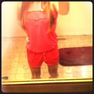 Cute pink romper !! Great for summer ☀☀