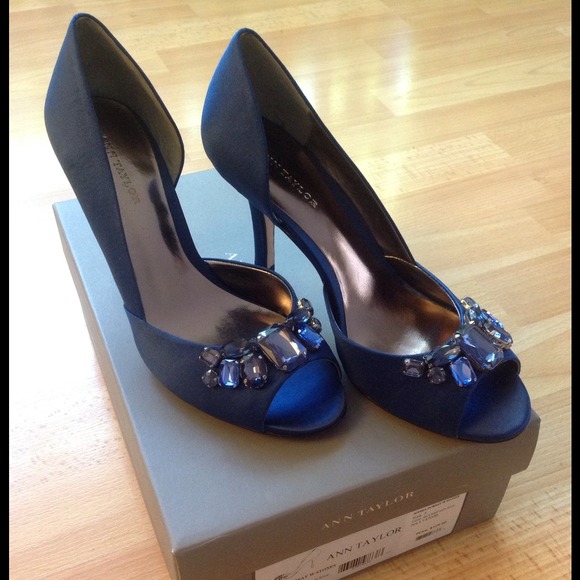 Ann Taylor Dress shoes