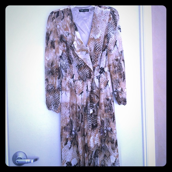 Leopard print ruffled maxi dress