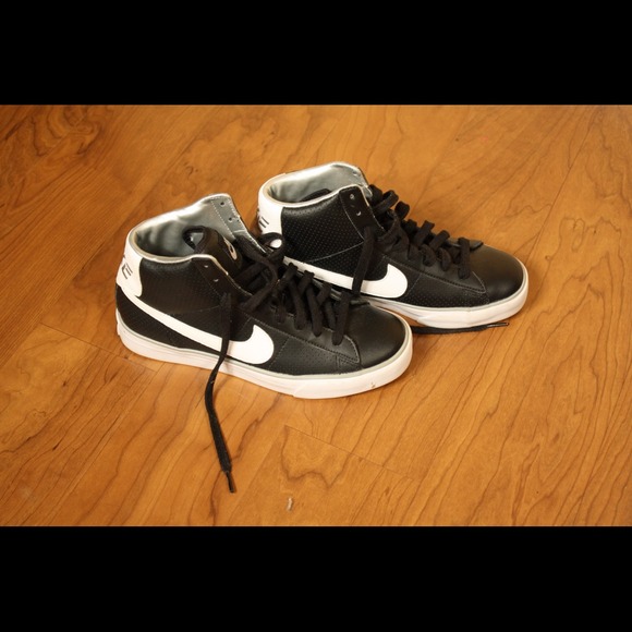 Nike shoes
